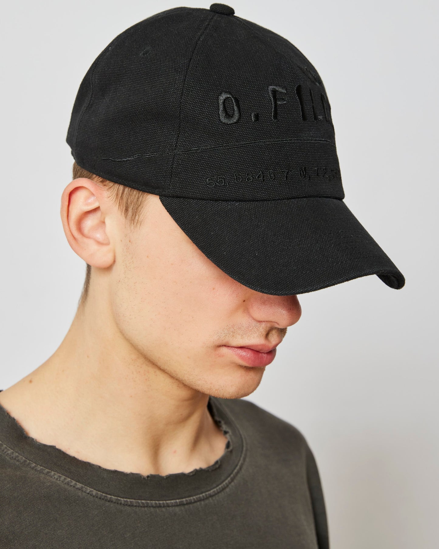 HEAVY CANVAS NEEDLE BASEBALL HAT (JET BLACK)