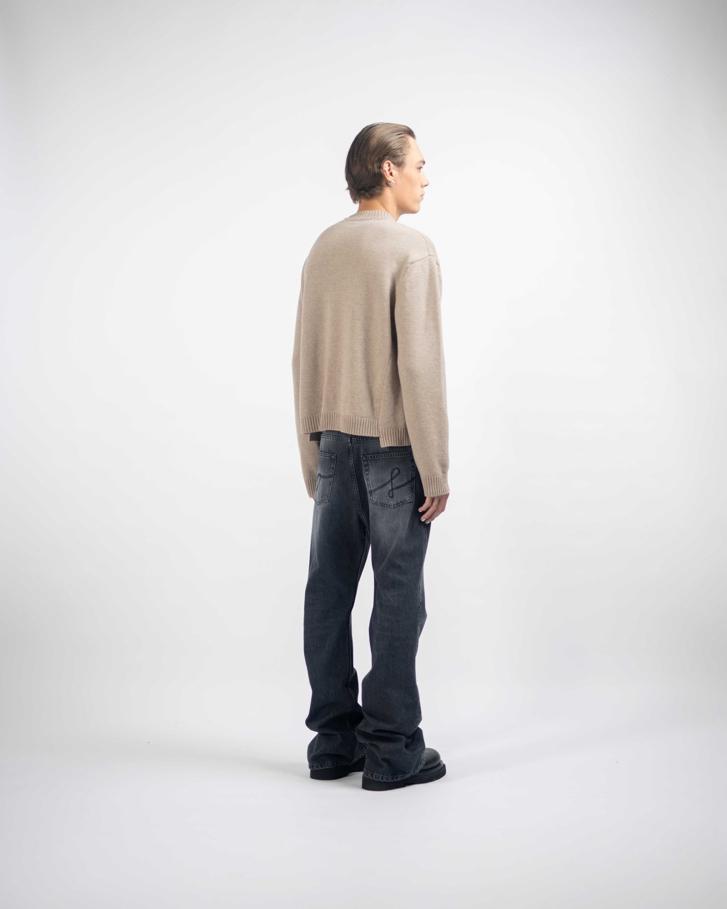 CUT-SWEATER (TAUPE)