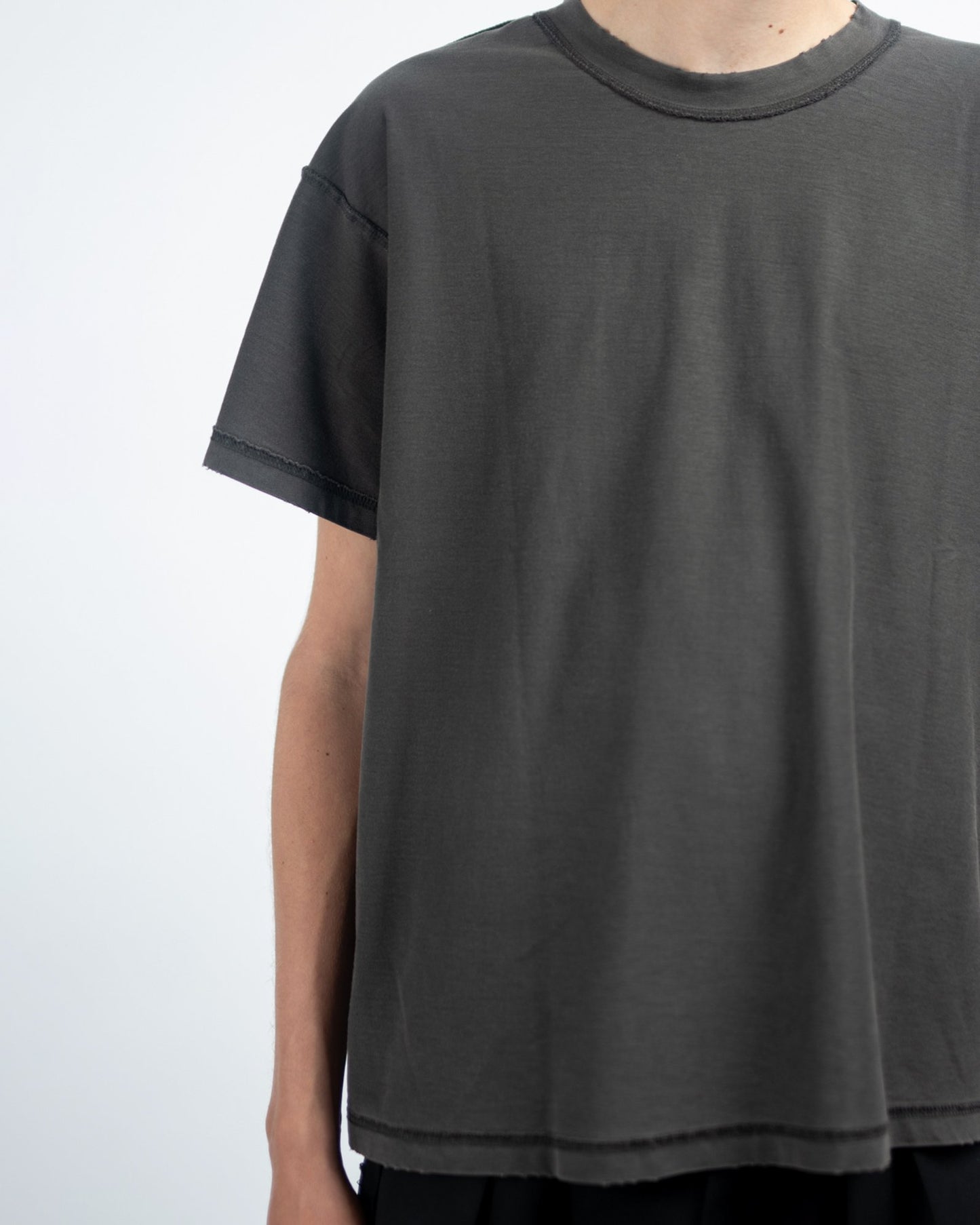 REVERSIBLE VINTAGE T-SHIRT (DUST BLACK)