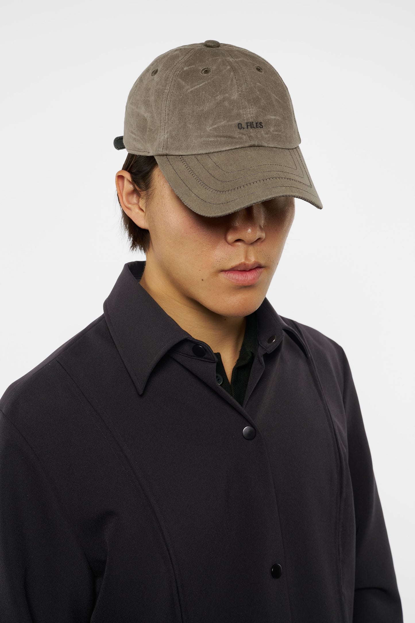AGED BASEBALL CAP in military green