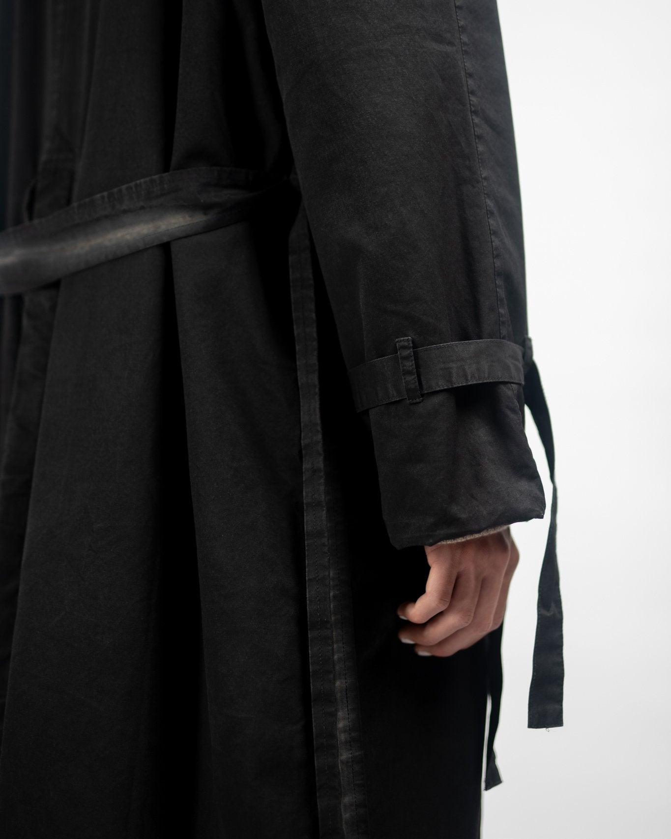 TRENCH COAT (MUD BLACK)