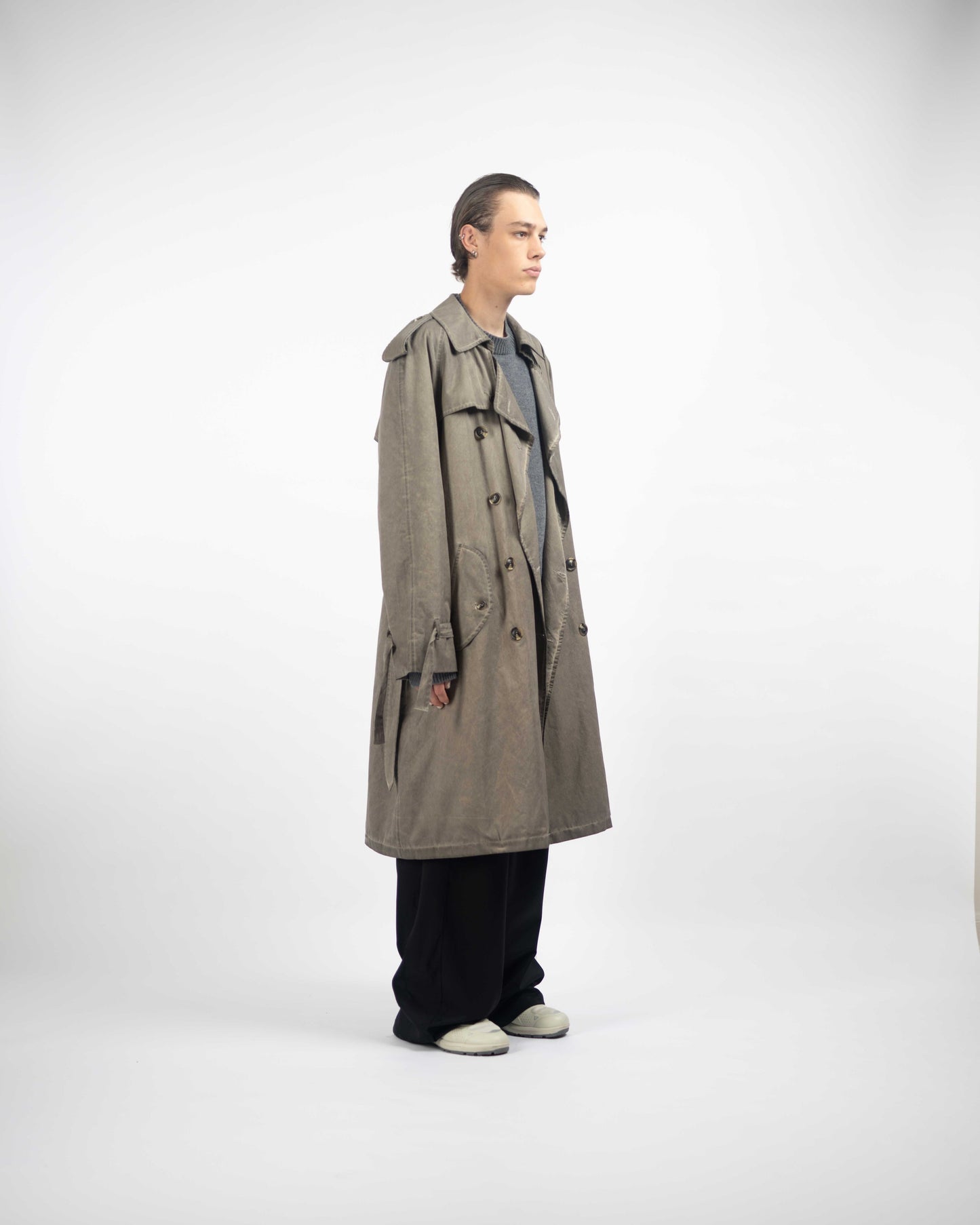 TRENCH COAT (MUD KHAKI)