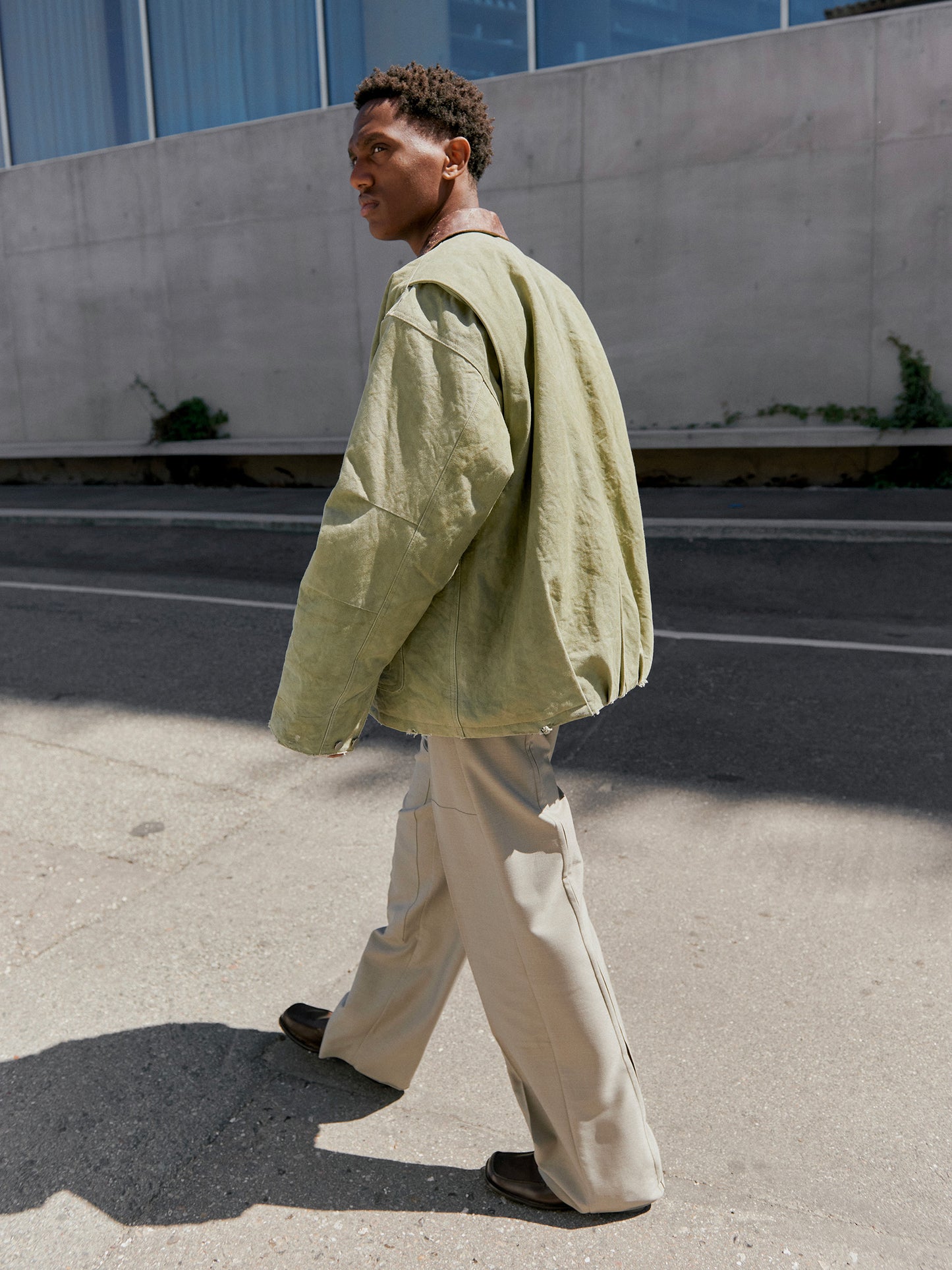 PLEATED CANVAS WORK JACKET in faded green