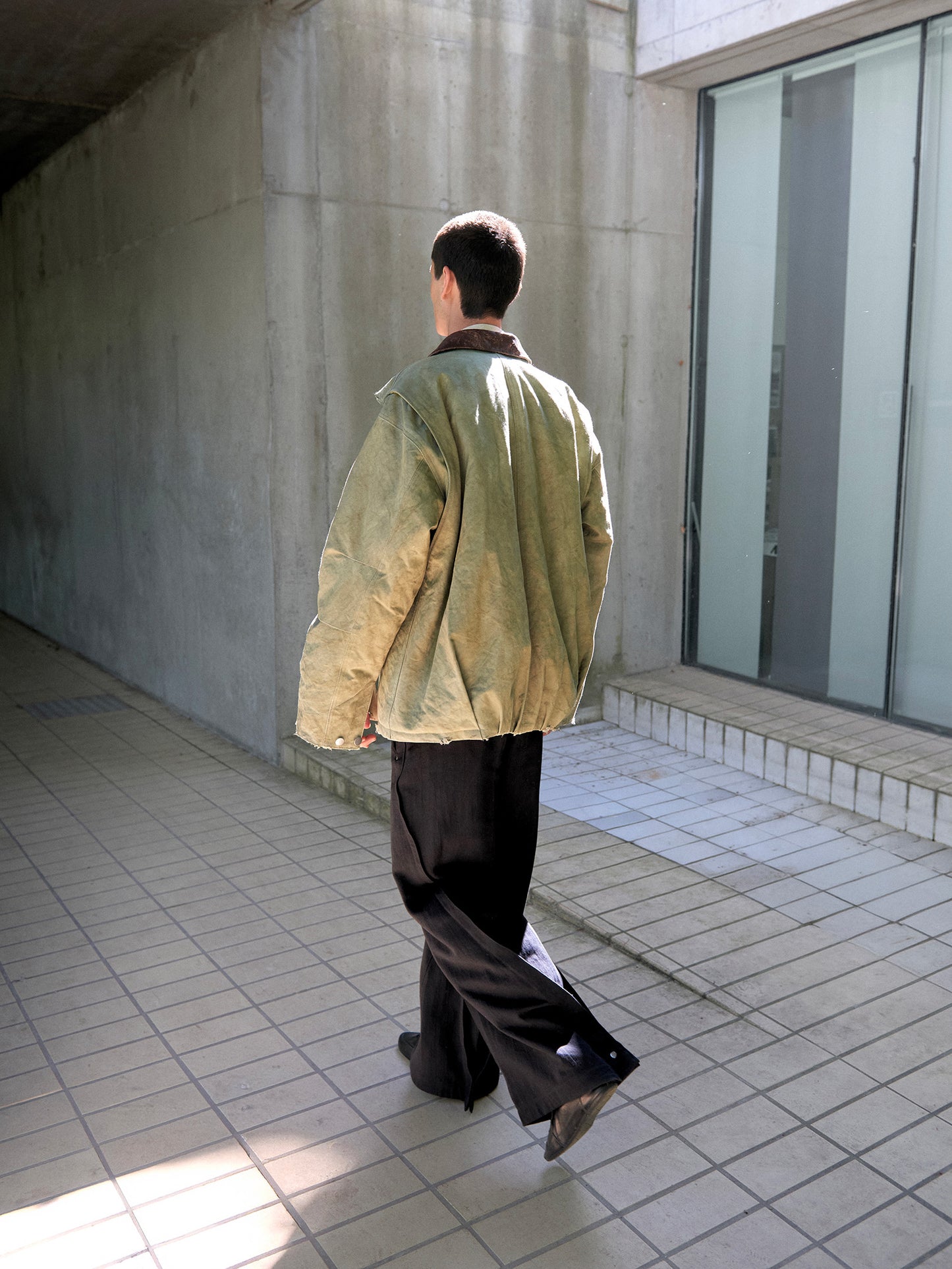 PLEATED CANVAS WORK JACKET in faded green