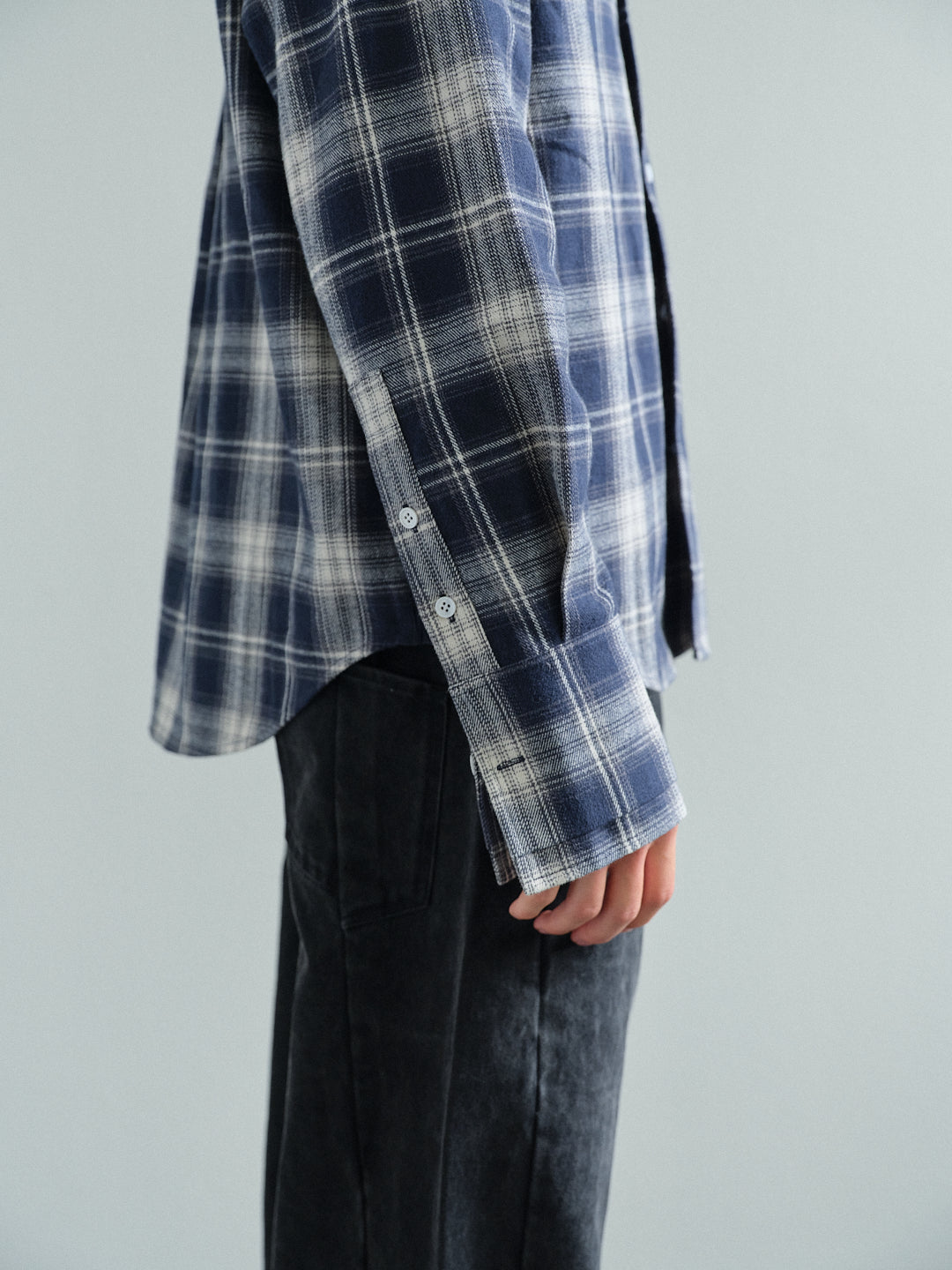 CHECKER FLANNEL SHIRT in midnight blue/cream