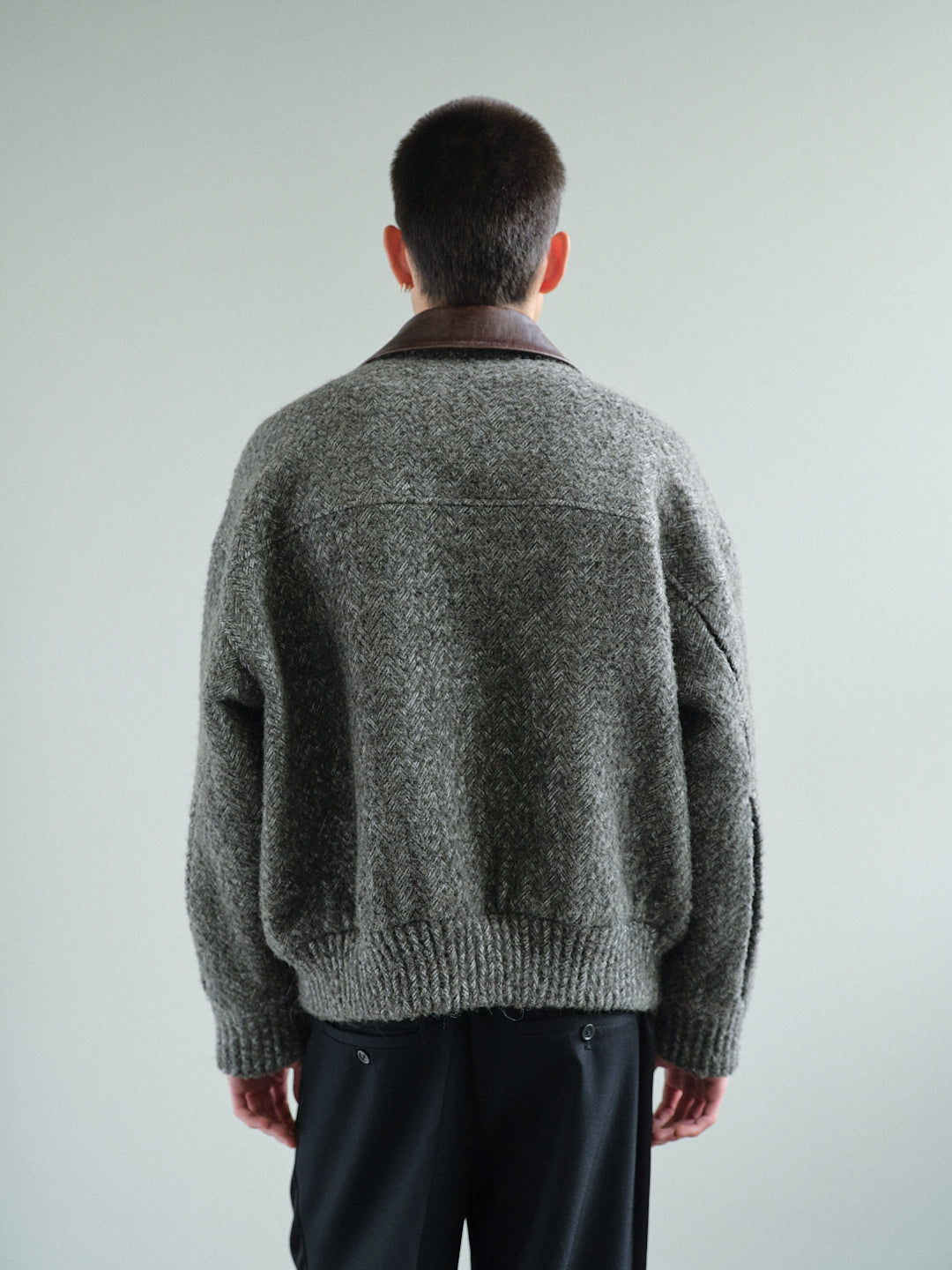 HERRINGBONE LEATHER-COLLAR JACKET in sage grey