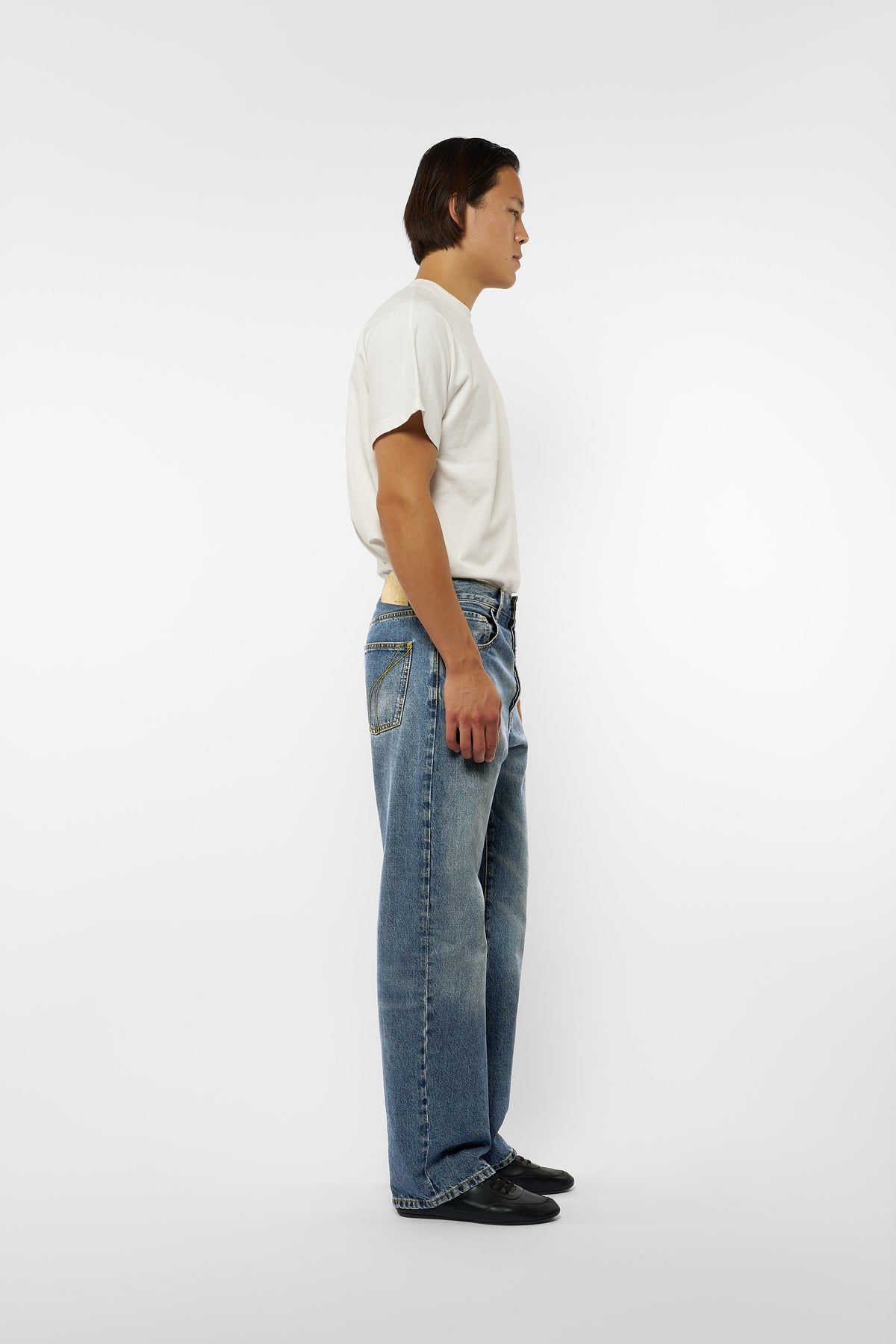 LOT-05 DENIM JEANS in broken indigo