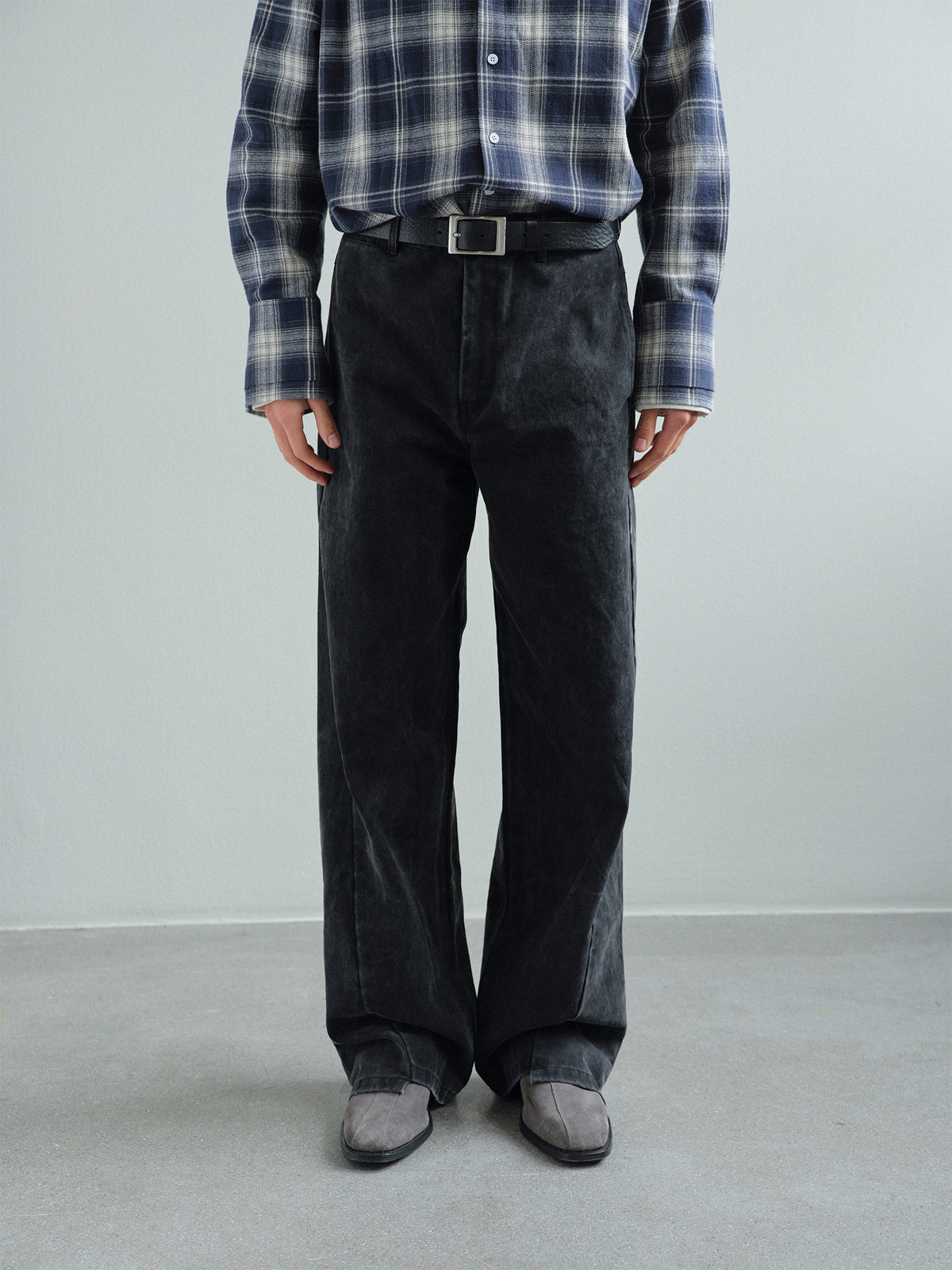 TWISTED COTTON TROUSERS in faded black