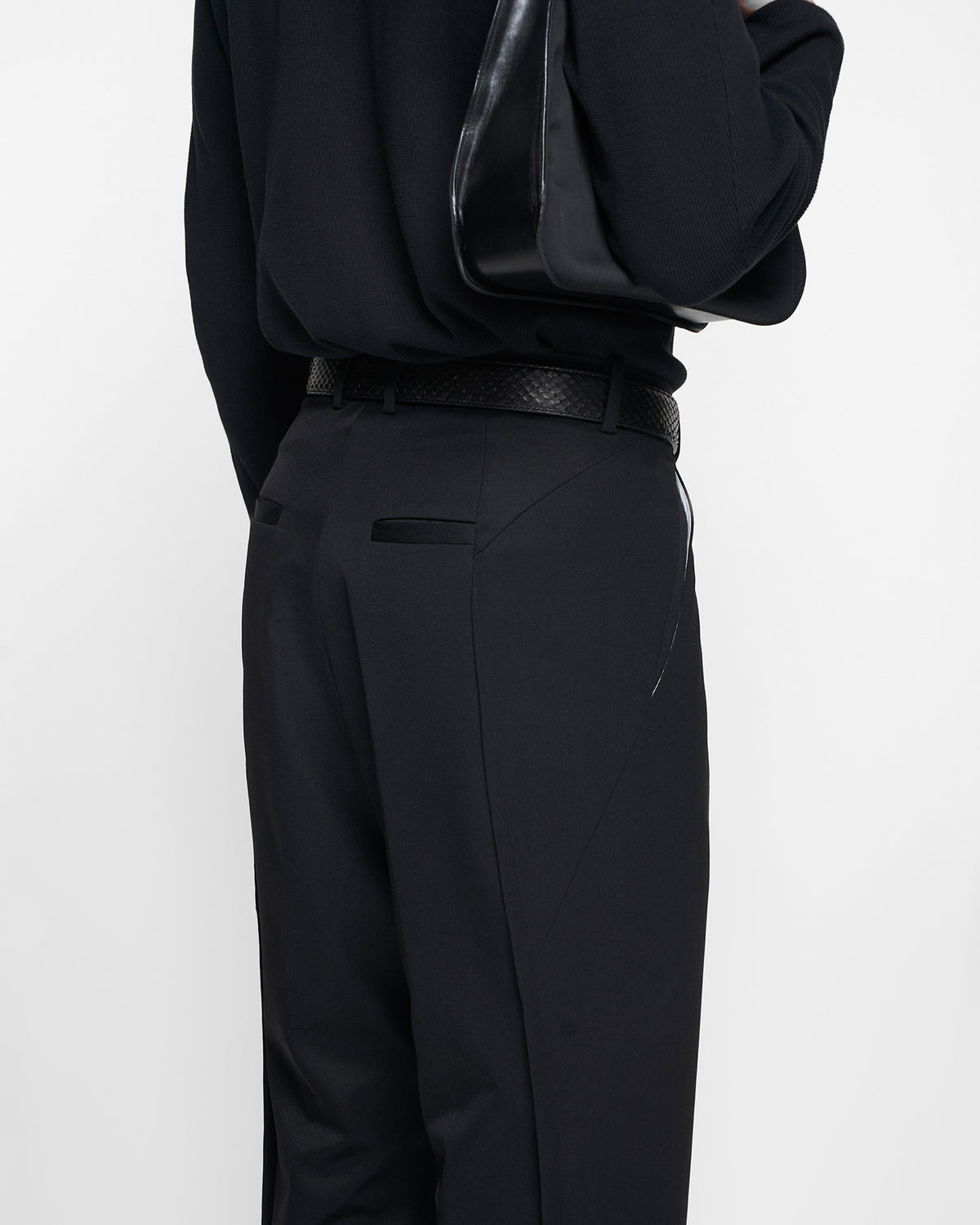 ORIGAMI 2.0 WOOL TROUSERS in black