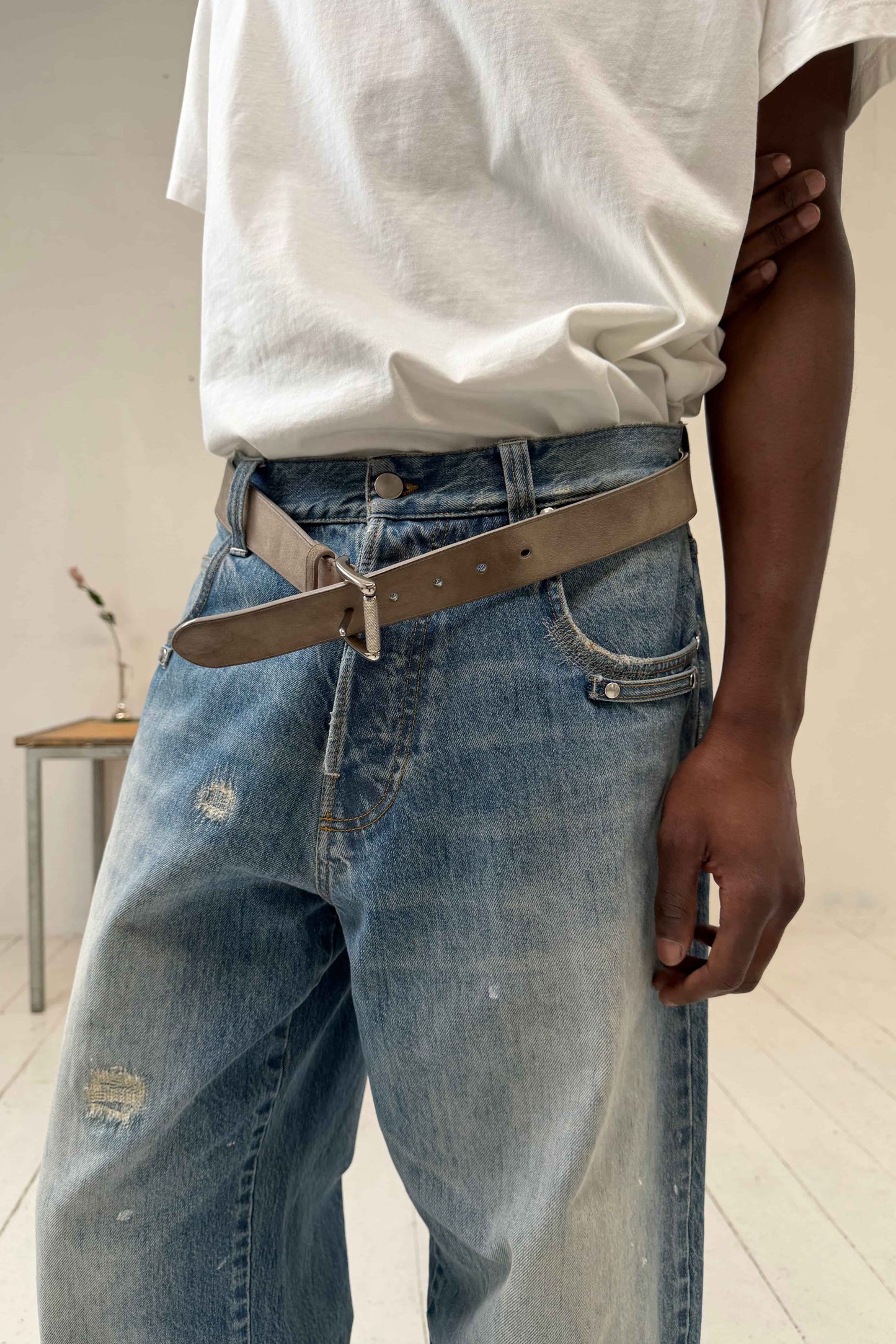 REPAIR EVERYDAY 2.0 DENIM JEANS in broken washed indigo