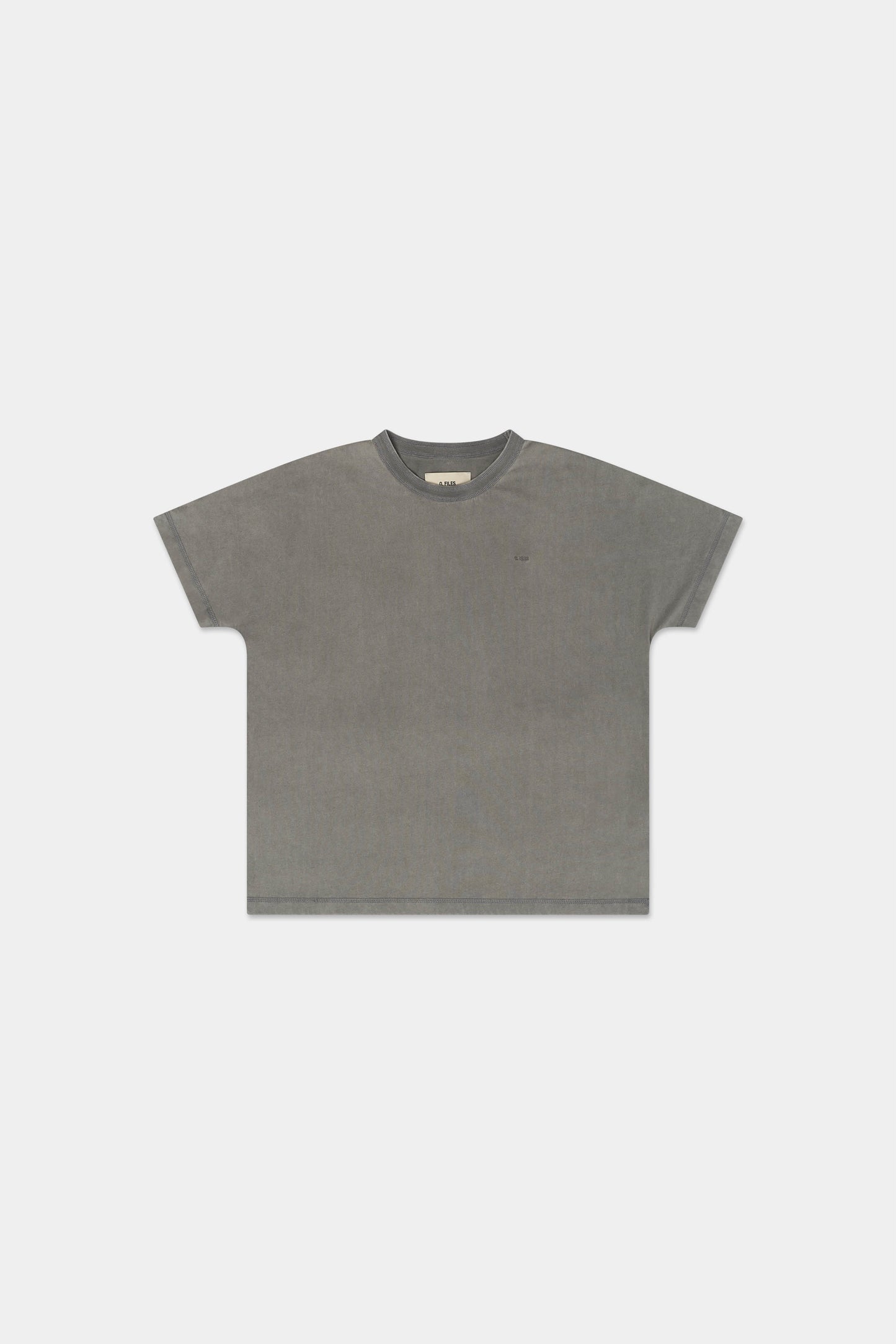 RETRO COVERSTITCH T-SHIRT in faded grey