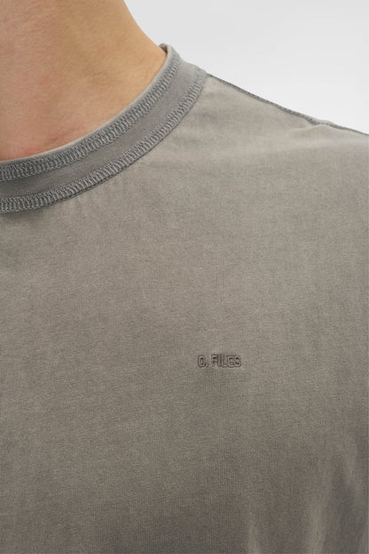 RETRO COVERSTITCH T-SHIRT in faded grey