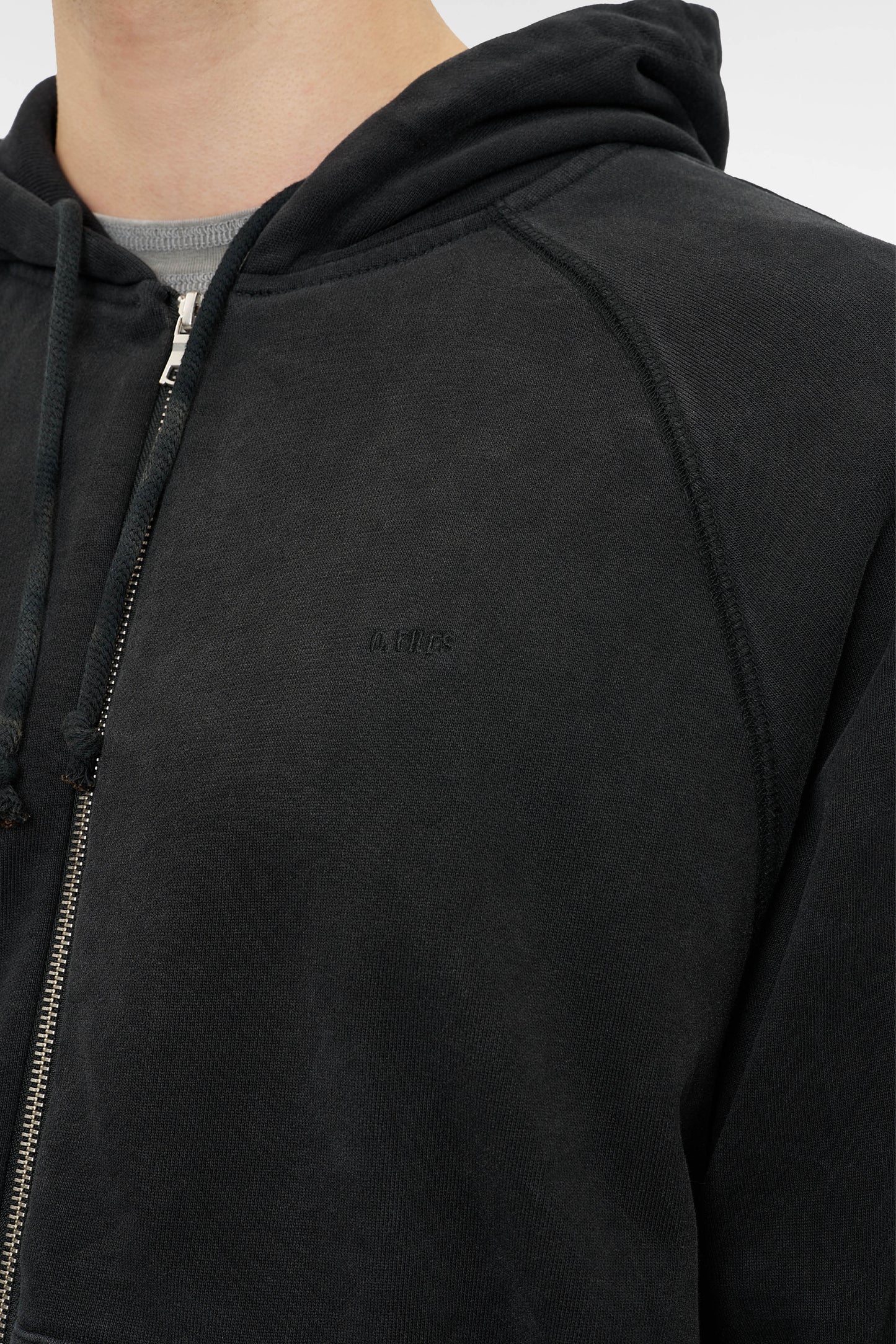 RAGLAN ZIP HOODIE in vintage black