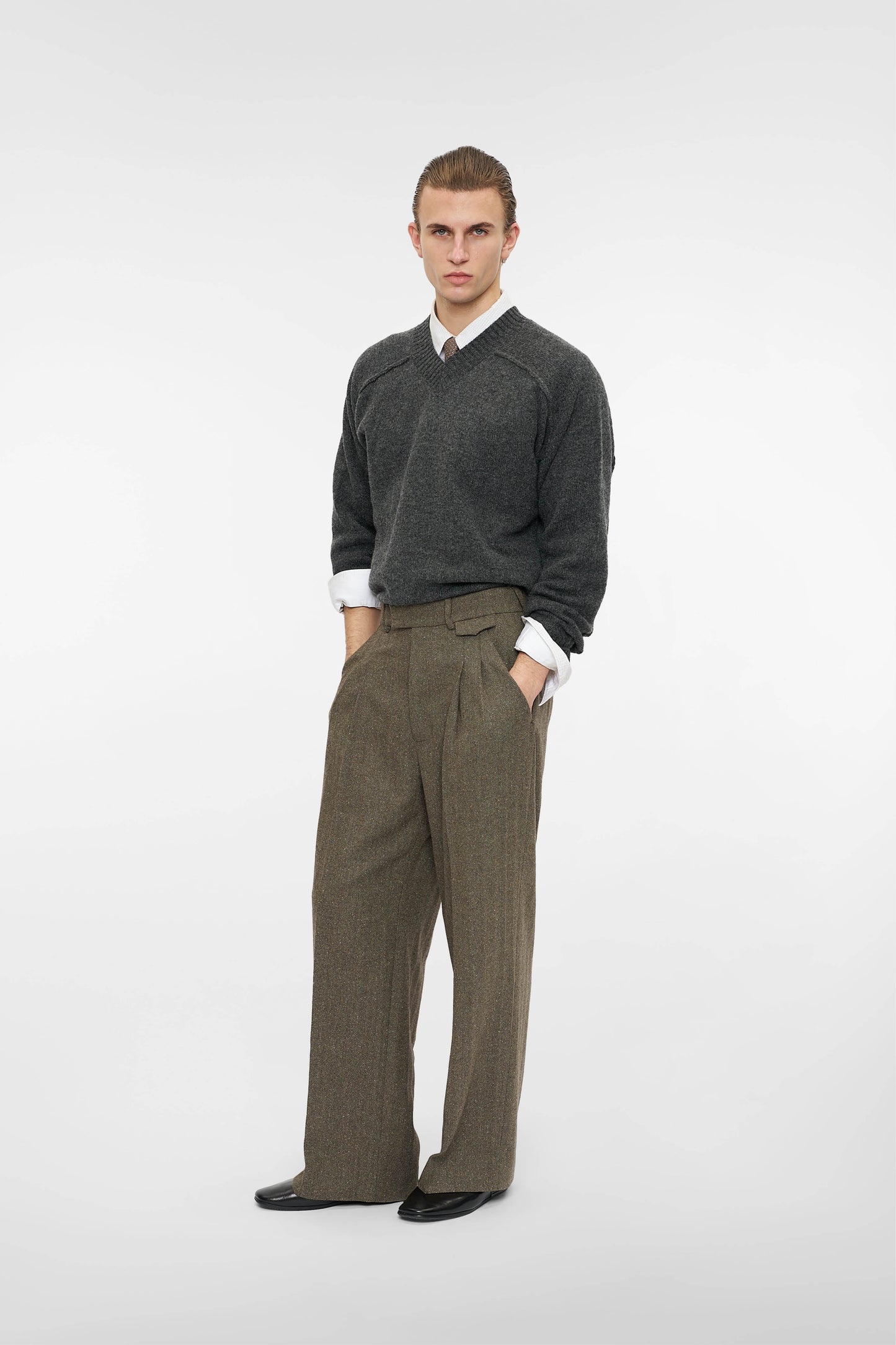 DOUBLE PLEATED HERRINGBONE TROUSERS in tobacco