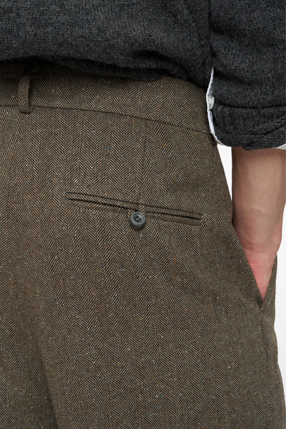 DOUBLE PLEATED HERRINGBONE TROUSERS in tobacco