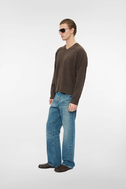 V-NECK KNIT in bark