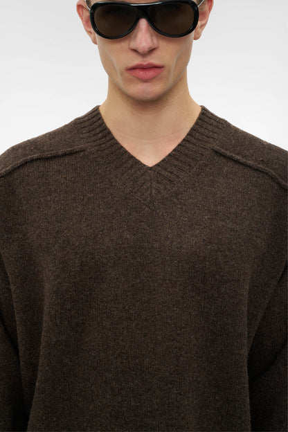 V-NECK KNIT in bark