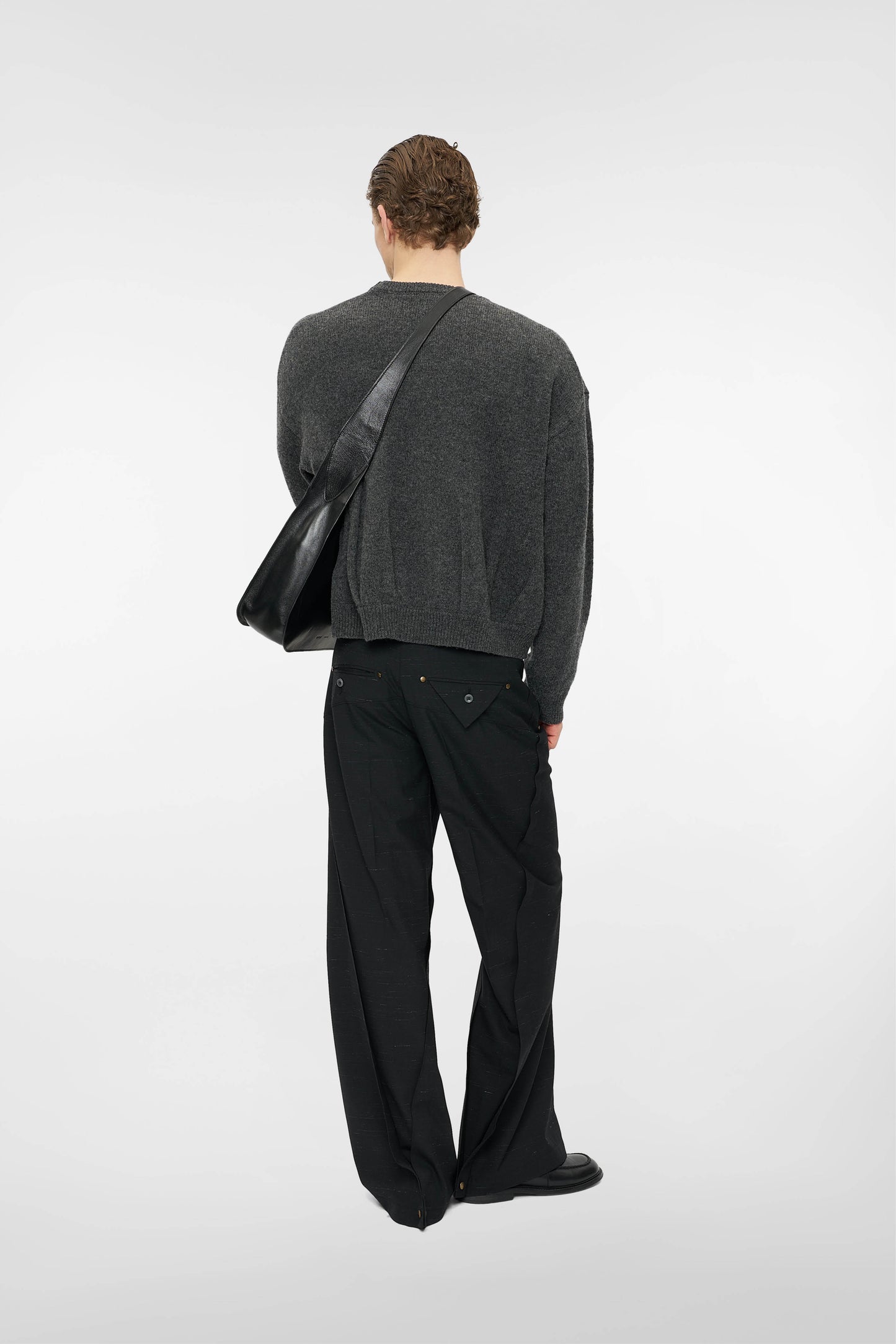 ORIGAMI LEATHER BAG in black